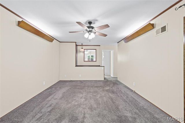8970 S Laclede Station Road, St Louis, MO 63123