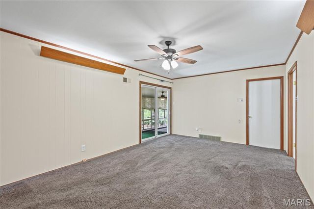 8970 S Laclede Station Road, St Louis, MO 63123