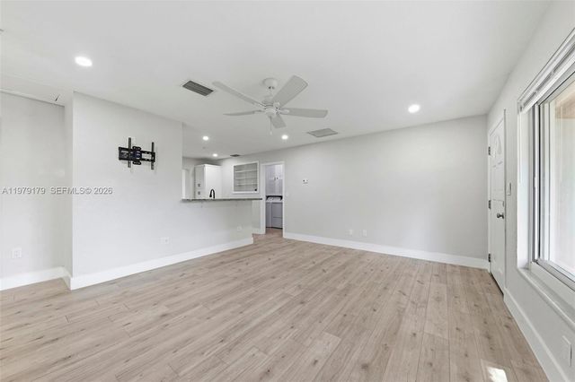 4561 SW 25th Ter, Dania Beach, FL 33312