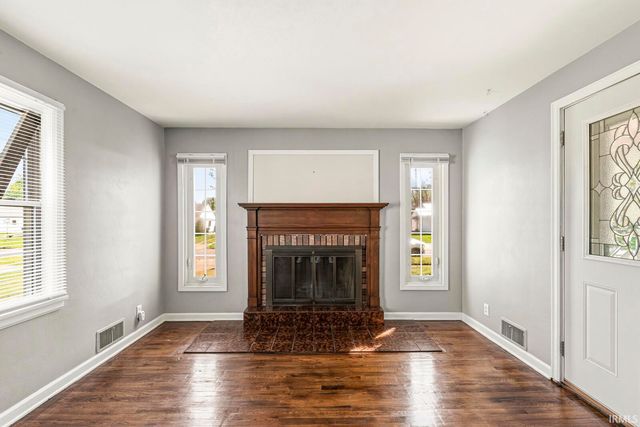 1001 S Lombardy Drive, South Bend, IN 46619