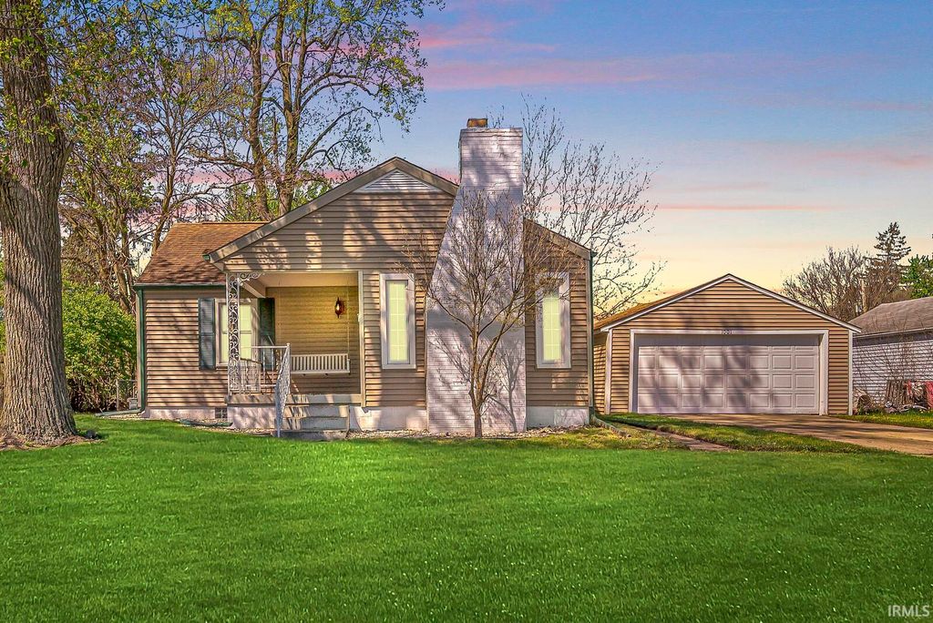 1001 S Lombardy Drive, South Bend, IN 46619