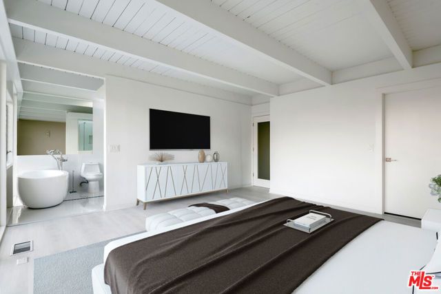 1556 Viewsite Drive, Los Angeles, CA 90069