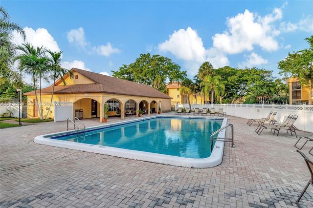 470 NW 20th Street 201, Boca Raton, FL 33431