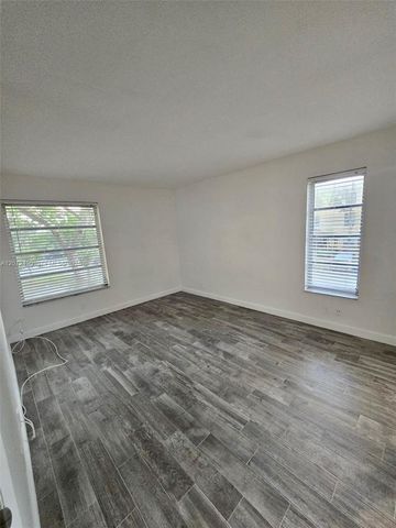 470 NW 20th Street 201, Boca Raton, FL 33431