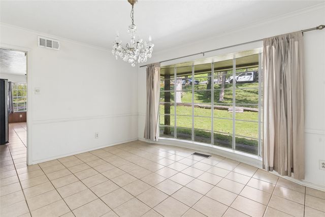 2810 Gladiolus Lane, Dallas, TX 75233