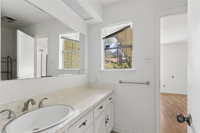 2810 Gladiolus Lane, Dallas, TX 75233