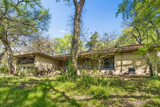 2810 Gladiolus Lane, Dallas, TX 75233