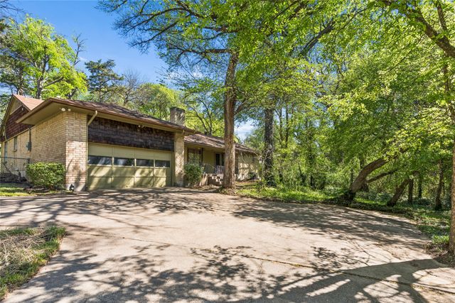 2810 Gladiolus Lane, Dallas, TX 75233