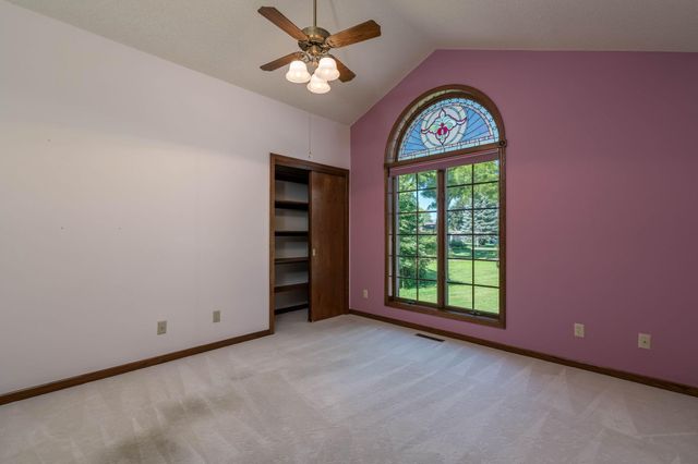 377 Carol Court, Mankato, MN 56003