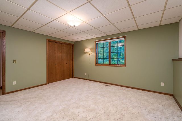 377 Carol Court, Mankato, MN 56003