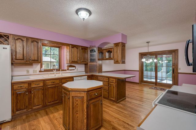 377 Carol Court, Mankato, MN 56003