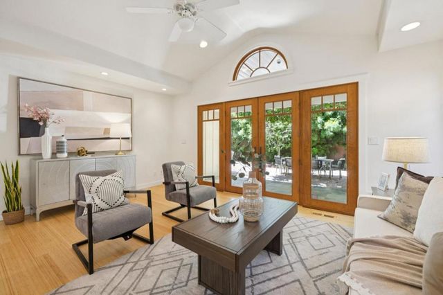 440 Gilbert Avenue, Menlo Park, CA 94025