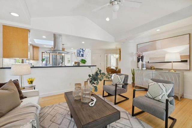 440 Gilbert Avenue, Menlo Park, CA 94025