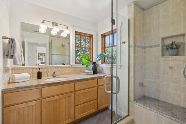 440 Gilbert Avenue, Menlo Park, CA 94025