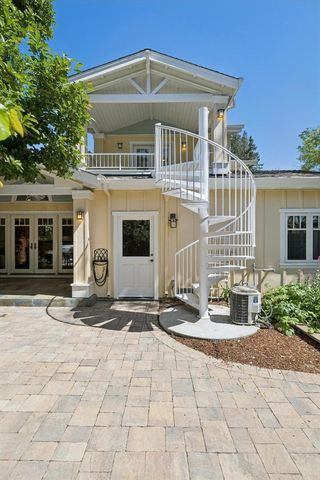 440 Gilbert Avenue, Menlo Park, CA 94025