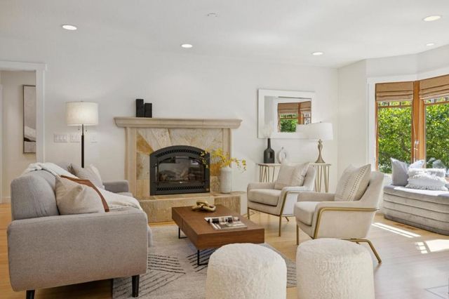 440 Gilbert Avenue, Menlo Park, CA 94025