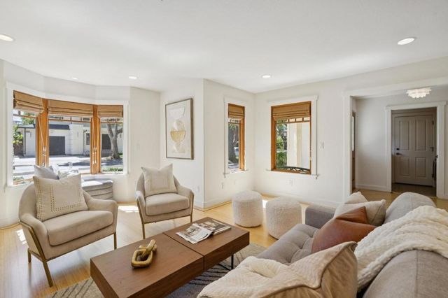 440 Gilbert Avenue, Menlo Park, CA 94025