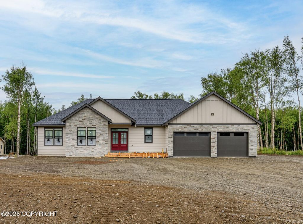 9846 E Ariel Drive, Palmer, AK 99645