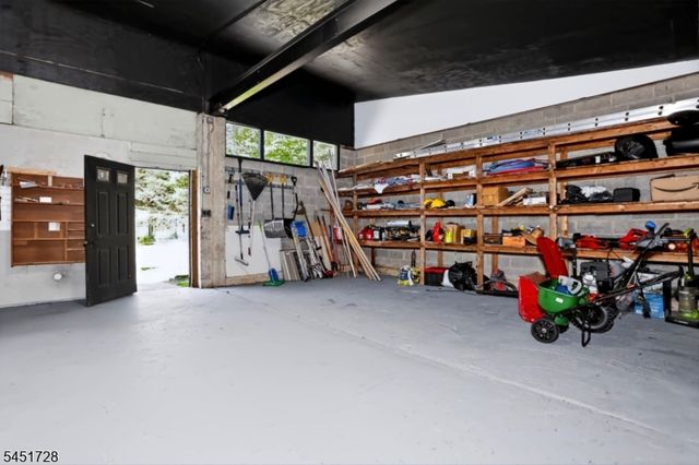 475 West Brook, Ringwood Boro, NJ 07456