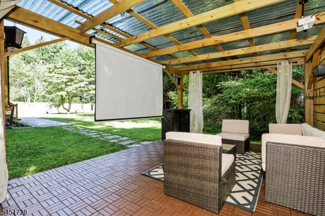 475 West Brook, Ringwood Boro, NJ 07456
