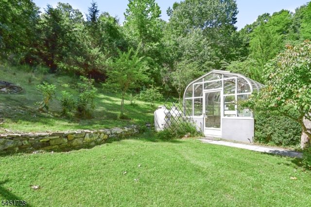 475 West Brook, Ringwood Boro, NJ 07456