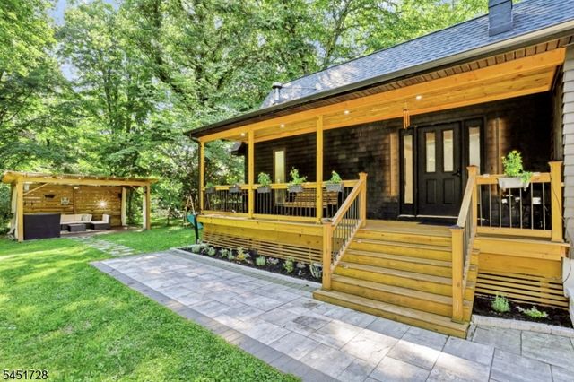 475 West Brook, Ringwood Boro, NJ 07456