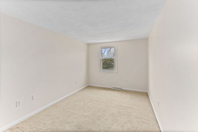 47 Cranberry Ln, Easton, MA 02375