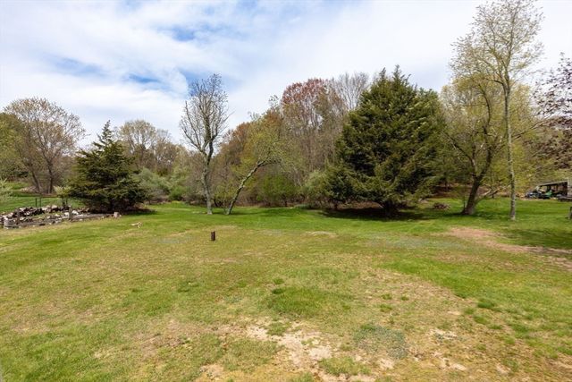 47 Cranberry Ln, Easton, MA 02375