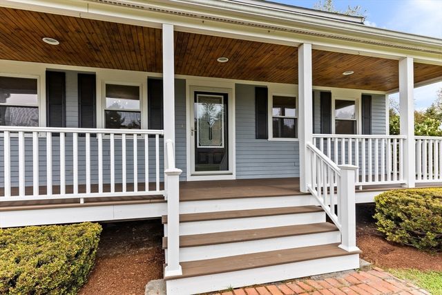 47 Cranberry Ln, Easton, MA 02375