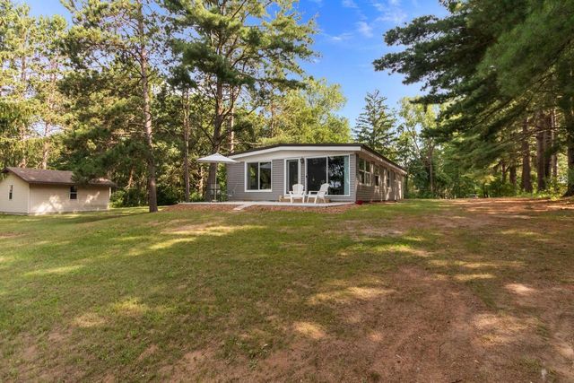N5059 Fox River Lane, Princeton, WI 54968