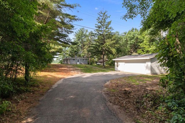 N5059 Fox River Lane, Princeton, WI 54968
