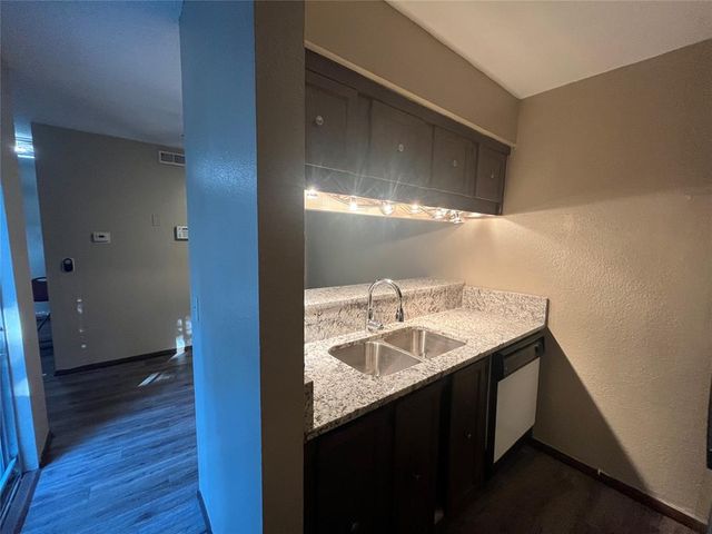 822 Cardinal Creek Boulevard, Norman, OK 73072