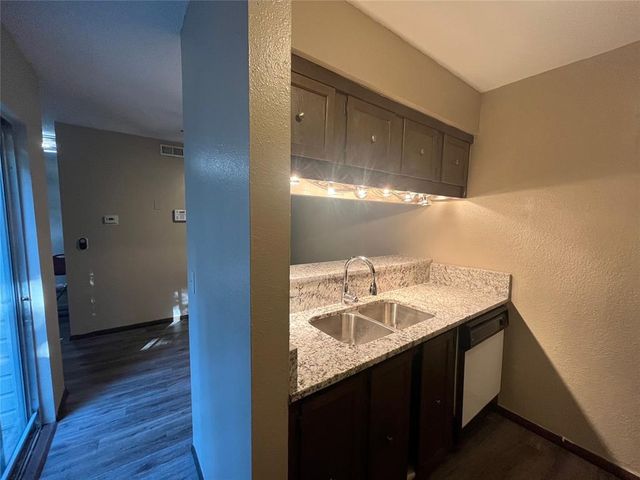 822 Cardinal Creek Boulevard, Norman, OK 73072