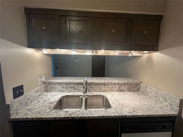 822 Cardinal Creek Boulevard, Norman, OK 73072