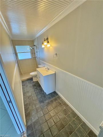 4522 SE 10th AVE, Cape Coral, FL 33904