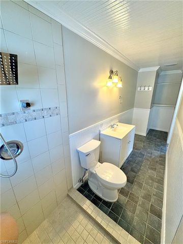 4522 SE 10th AVE, Cape Coral, FL 33904