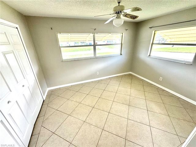 4522 SE 10th AVE, Cape Coral, FL 33904