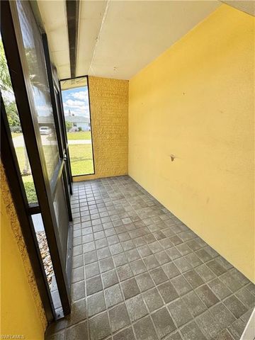 4522 SE 10th AVE, Cape Coral, FL 33904