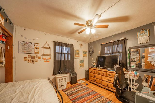 2136 N West Raintree Drive, New Castle, IN 47362