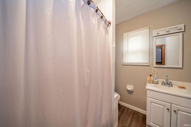 2136 N West Raintree Drive, New Castle, IN 47362