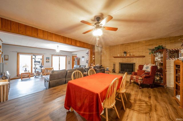 2136 N West Raintree Drive, New Castle, IN 47362