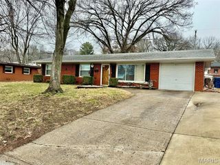 817 AMHERST Drive, East Alton, IL 62024