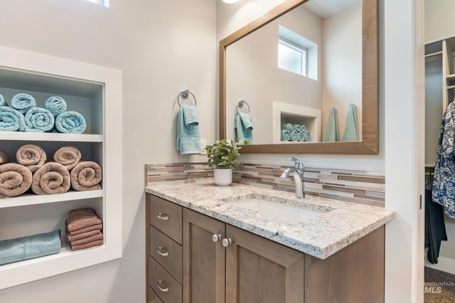 6855 S Lala Ave, Boise, ID 83709