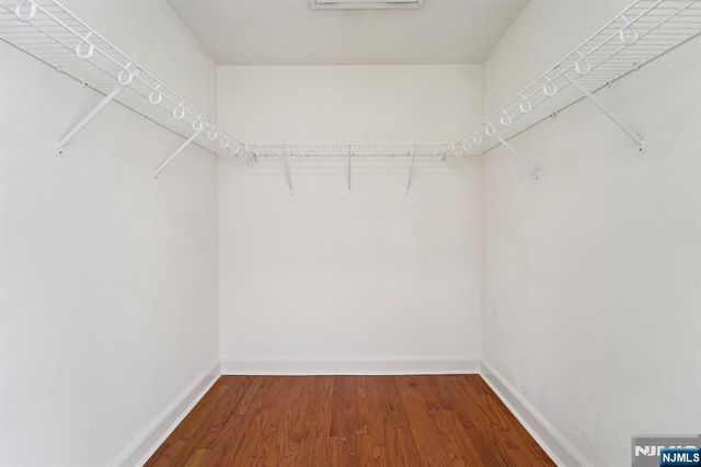 5311 City Place, Edgewater, NJ 07020