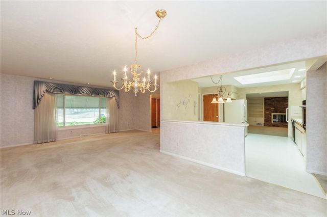 616 Sturbridge Drive, Highland Heights, OH 44143