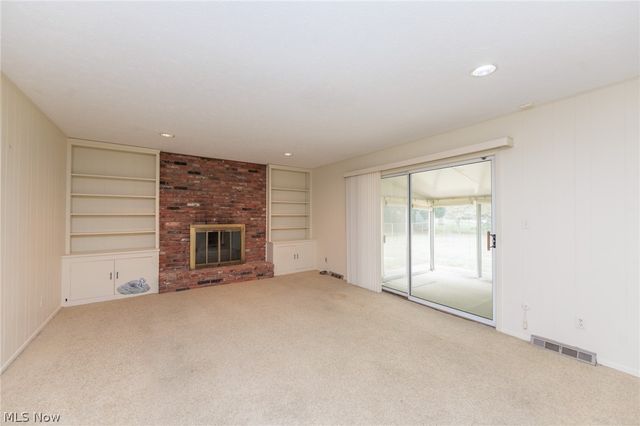 616 Sturbridge Drive, Highland Heights, OH 44143