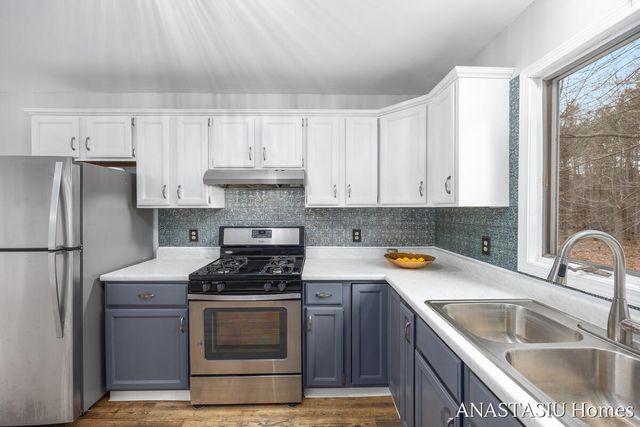 15882 Taylor Street, West Olive, MI 49460