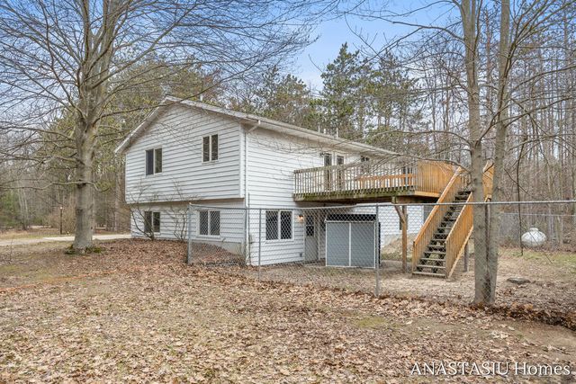 15882 Taylor Street, West Olive, MI 49460