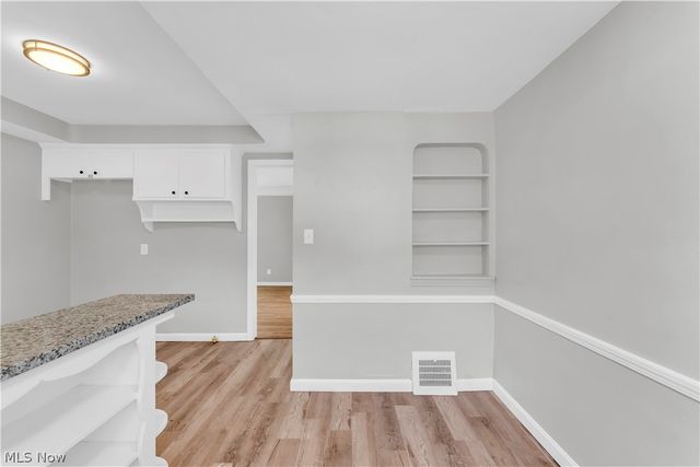 16705 Glendale Avenue, Cleveland, OH 44128