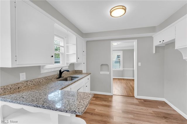 16705 Glendale Avenue, Cleveland, OH 44128